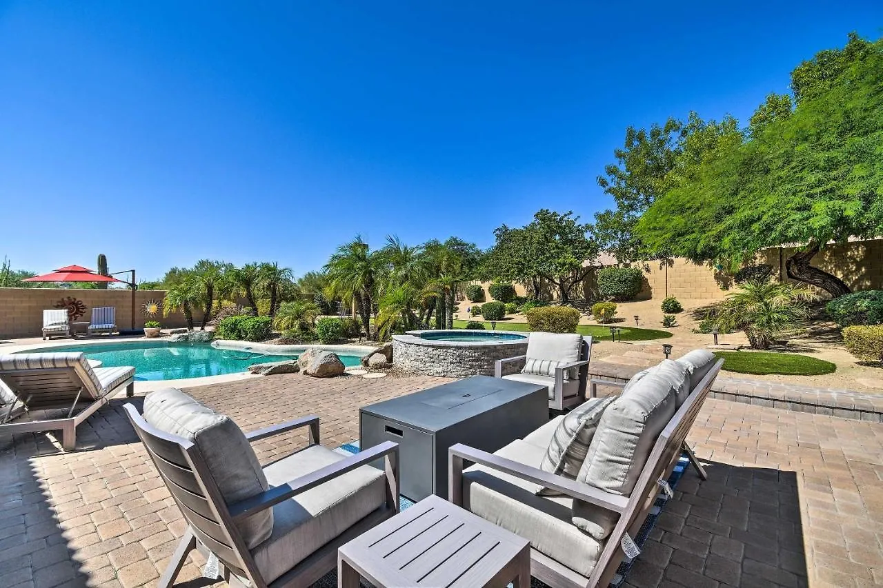 Scottsdale Golfers Getaway With Putting Green בית נופש
