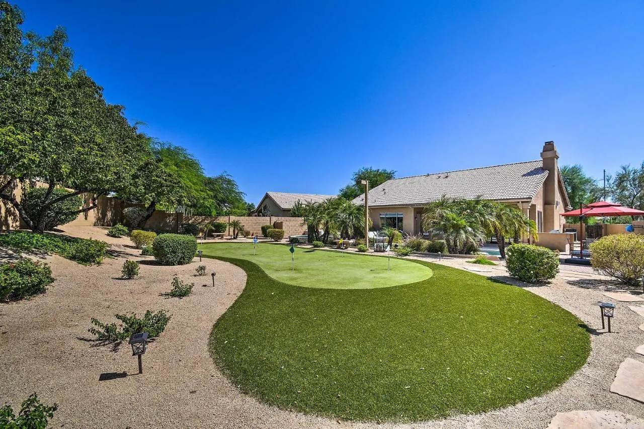 Scottsdale Golfers Getaway With Putting Green בית נופש