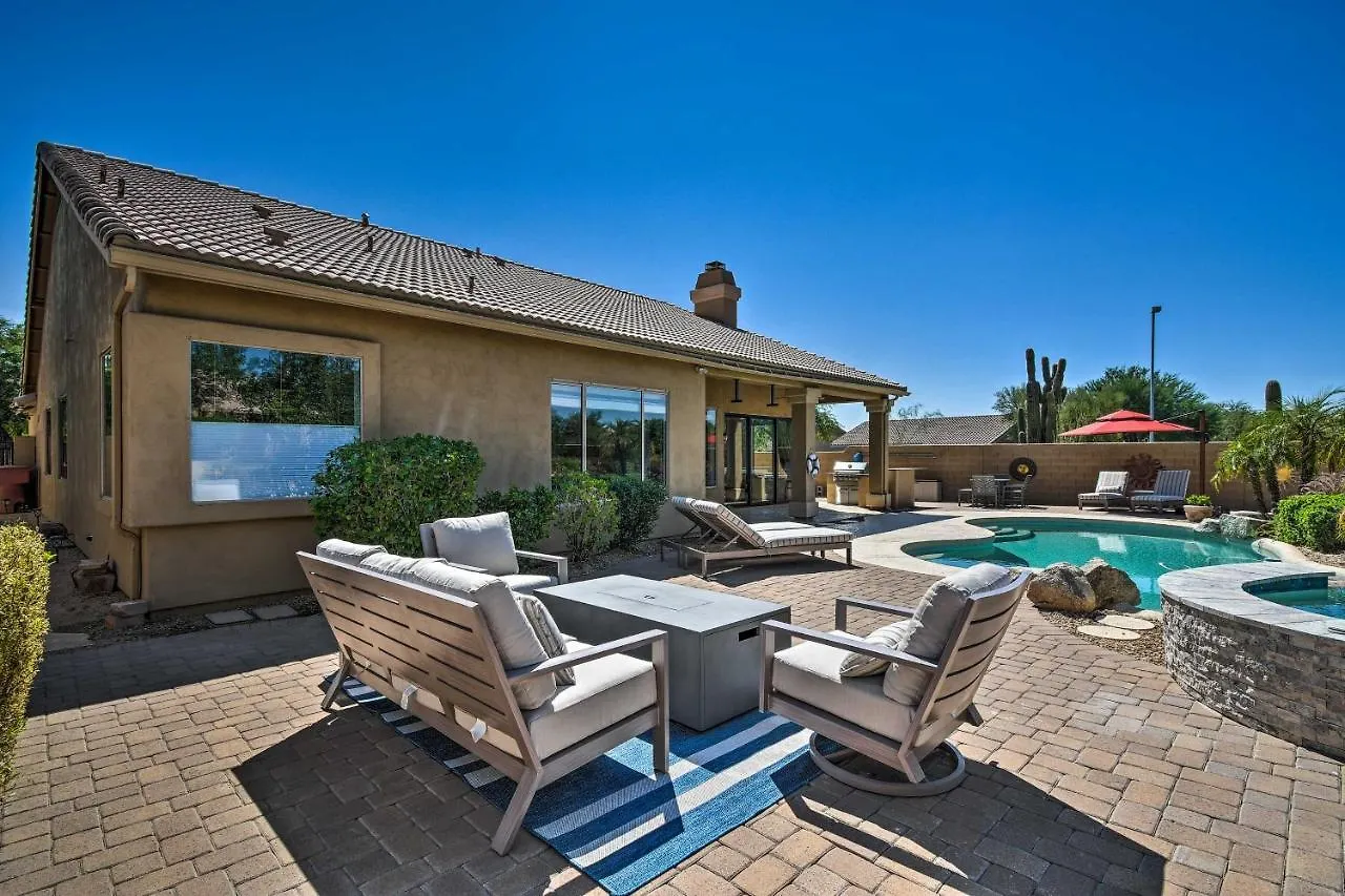 Scottsdale Golfers Getaway With Putting Green 0*,  ABD